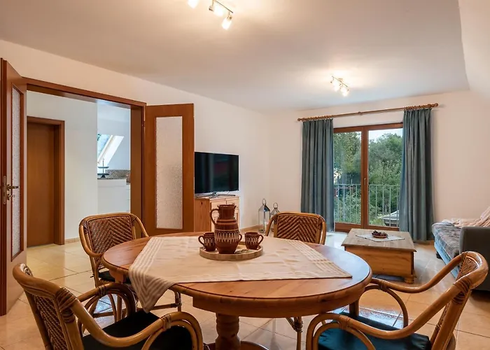 Im Gruenen Muehlenbeck-nahe Berlin Apartment *